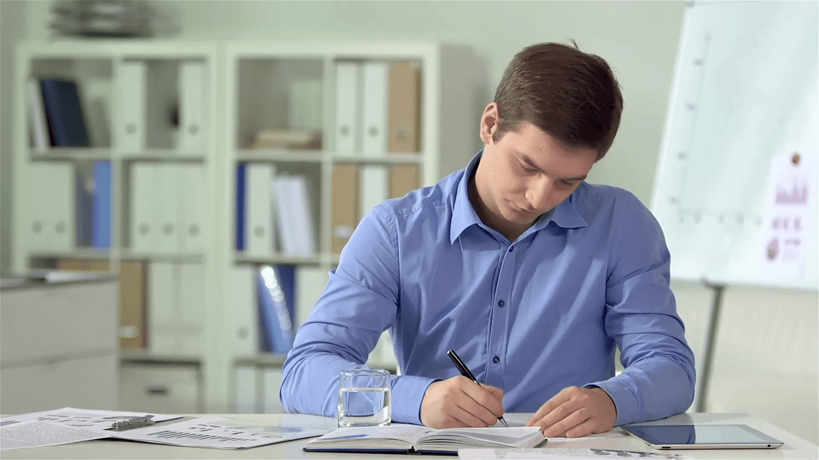 דוגמת רשימת הכוח